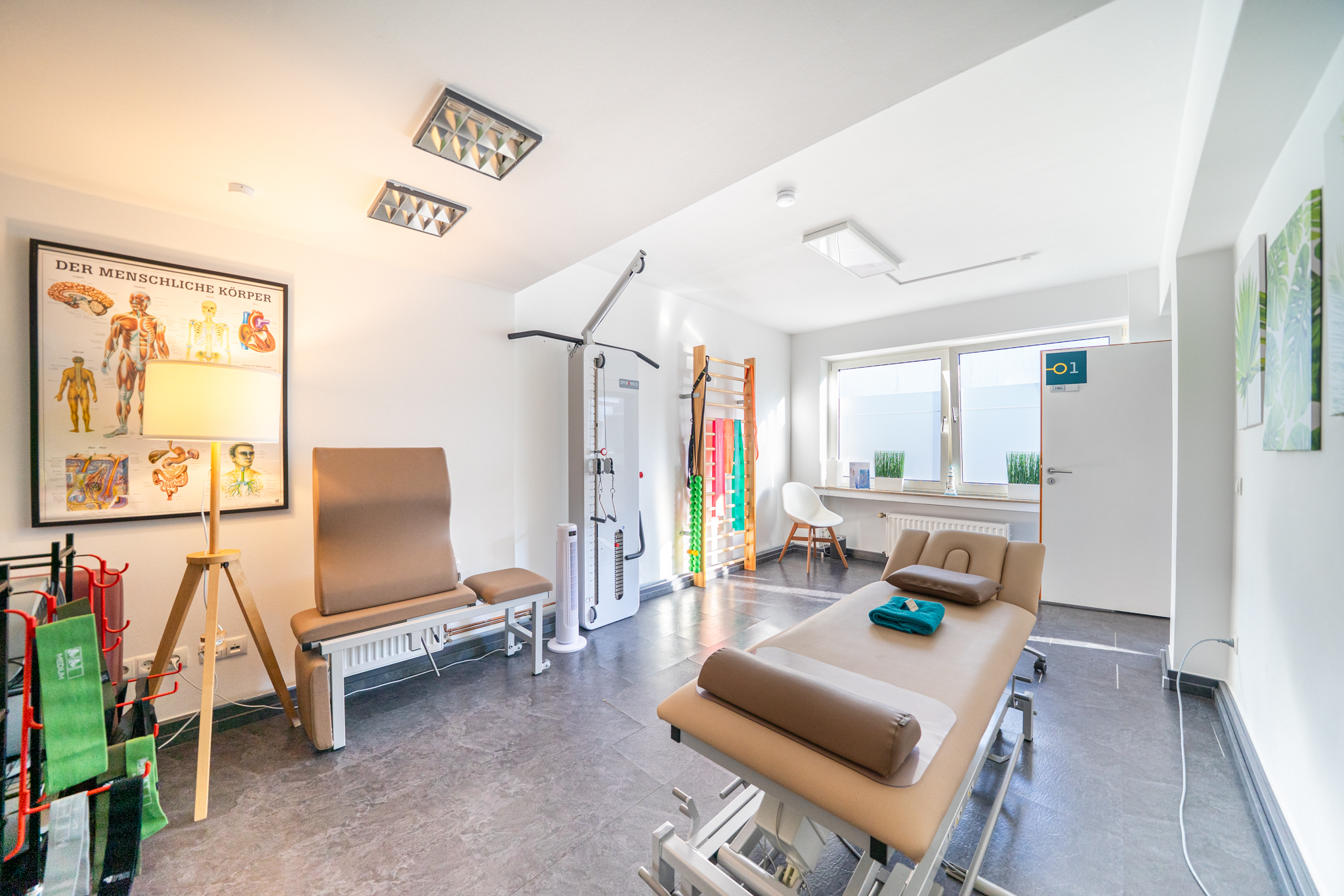 Günstige Miete: Büro/Praxis im Herzen von Brühl – Starten Sie durch!