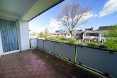 Traumlage in Bergheim! Familiengerechtes Eigenheim mit viel Platz und Einliegerwohnung im Grünen - Balkon