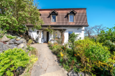 Exklusives Landhaus in idyllischer Alleinlage - historischer Charme trifft auf pure Natur - Hauszugang