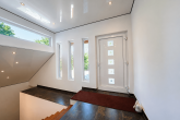 Architektonisches Unikat mit Waldgrundstück in Burscheid-Landscheid - Eingangsbereich