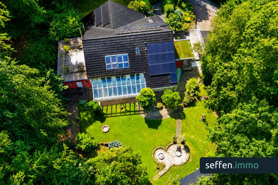 Provisionsfrei! Besonderes Zuhause in idyllischer Waldlage – Burscheid-Landscheid