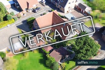 Energieeffizienzklasse A: Großzügiges EFH mit 2 Garagen und neuer Wärmepumpe in Bergheim-Büsdorf, 50129 Bergheim, Haus