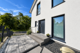 Ankommen und wohlfühlen: modernes Einfamilienhaus mit Kamin, Garten und Garage in Hürth-Kendenich - Hauseingang