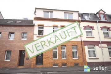 Großzügiges EFH mit renovierter Einliegerwohnung auf großem Südgrundstück in Köln-Holweide, 51067 Köln, Einfamilienhaus